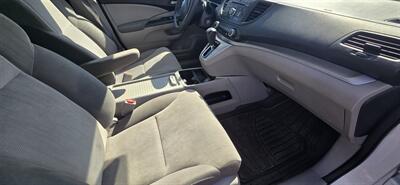2014 Honda CR-V LX   - Photo 13 - Bell, CA 90201