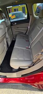 2014 Jeep Grand Cherokee Laredo - Photo 10 - Bell, CA 90201