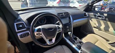 2015 Ford Explorer XLT   - Photo 9 - Bell, CA 90201