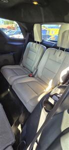 2015 Ford Explorer XLT   - Photo 8 - Bell, CA 90201