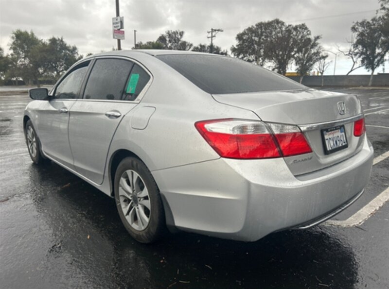 2014 Honda Accord LX photo 9