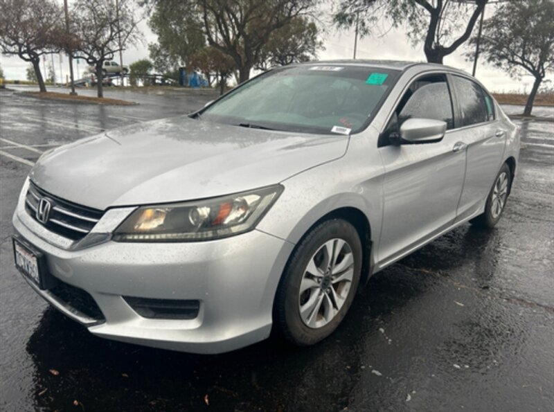 2014 Honda Accord LX photo 11