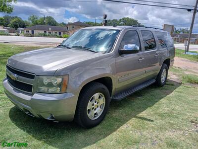 2008 Chevrolet Suburban LT   - Photo 2 - Rosenberg, TX 77471