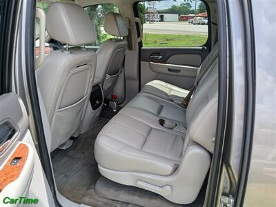 2008 Chevrolet Suburban LT   - Photo 6 - Rosenberg, TX 77471