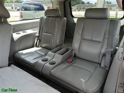 2008 Chevrolet Suburban LT   - Photo 7 - Rosenberg, TX 77471