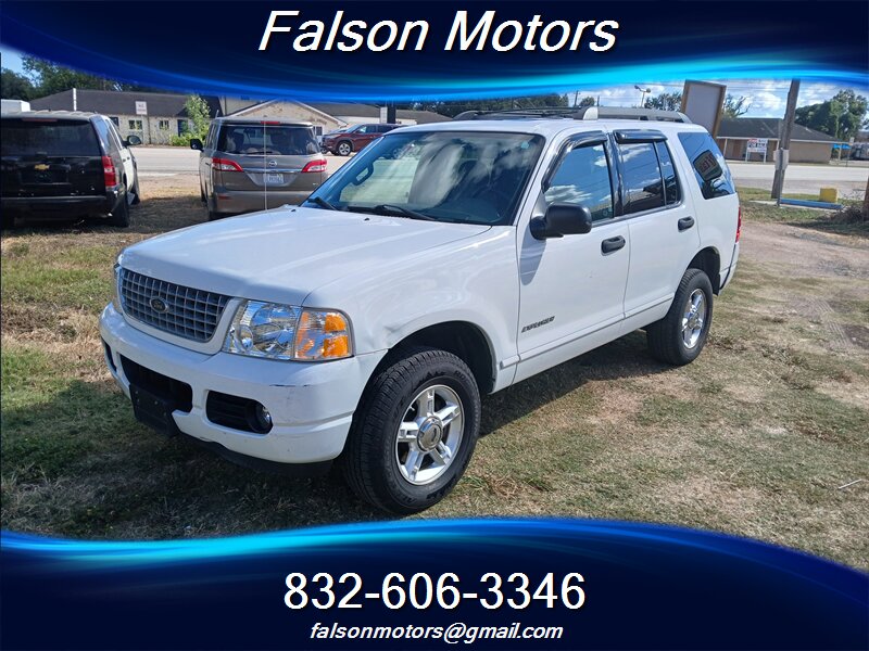 2005 Ford Explorer XLT  