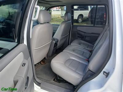 2005 Ford Explorer XLT   - Photo 6 - Rosenberg, TX 77471