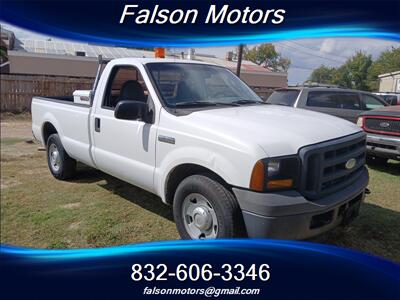 2006 Ford F-250 Super Duty XL   - Photo 1 - Rosenberg, TX 77471