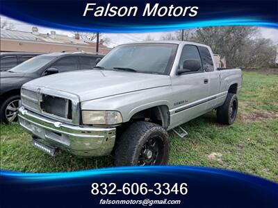 2001 Dodge Ram 1500 SLT   - Photo 1 - Rosenberg, TX 77471