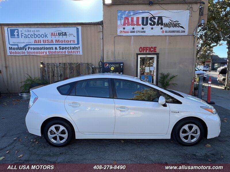 2012 Toyota Prius Three