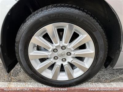 2013 Toyota Sienna XLE 7-Passenger - Photo 12 - San Jose, CA 95116