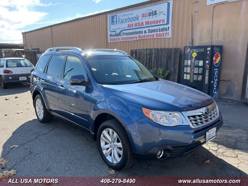 2012 Subaru Forester X Touring photo 2