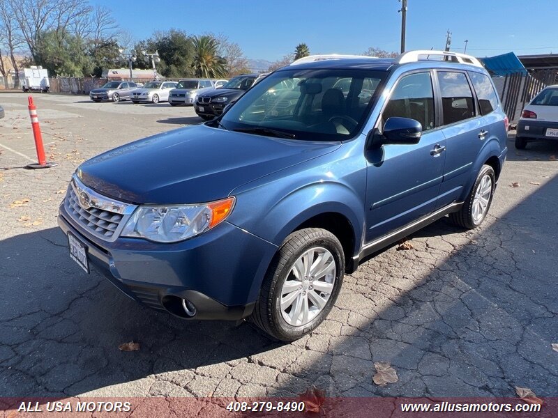 2012 Subaru Forester X Touring photo 5