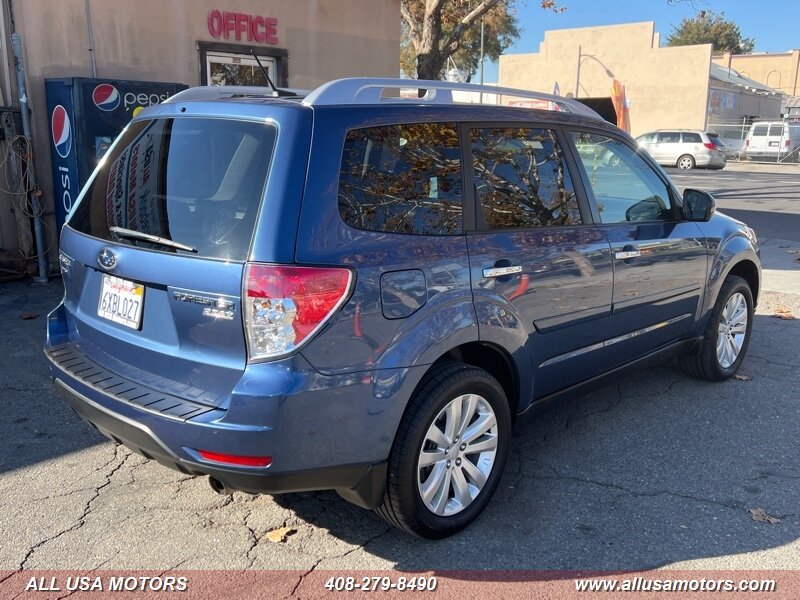 2012 Subaru Forester X Touring photo 9