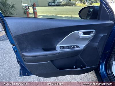 2019 Kia Niro LX   - Photo 14 - San Jose, CA 95116