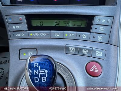 2012 Toyota Prius Five   - Photo 38 - San Jose, CA 95116