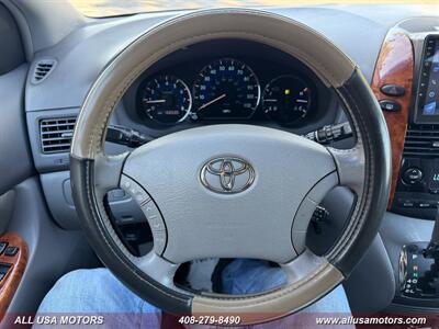 2006 Toyota Sienna XLE 7 Passenger - Photo 15 - San Jose, CA 95116