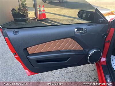 2014 Ford Mustang V6 Premium - Photo 13 - San Jose, CA 95116