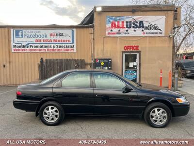 1999 Toyota Camry LE V6  