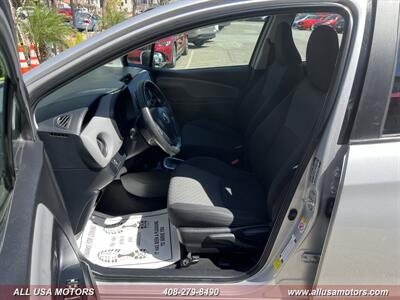 2015 Toyota Yaris 5-Door L   - Photo 13 - San Jose, CA 95116