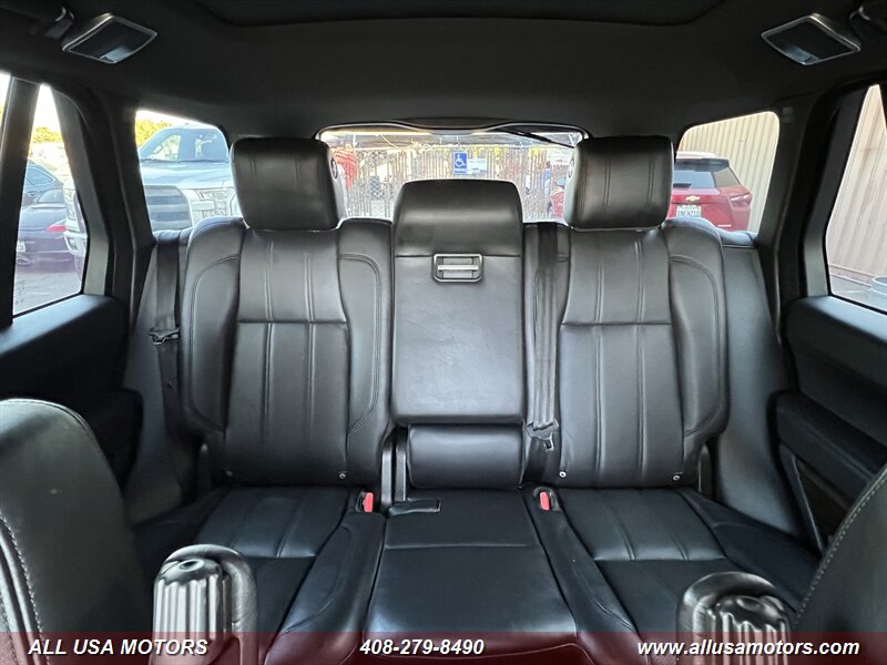 2017 Land Rover Range Rover HSE photo 27