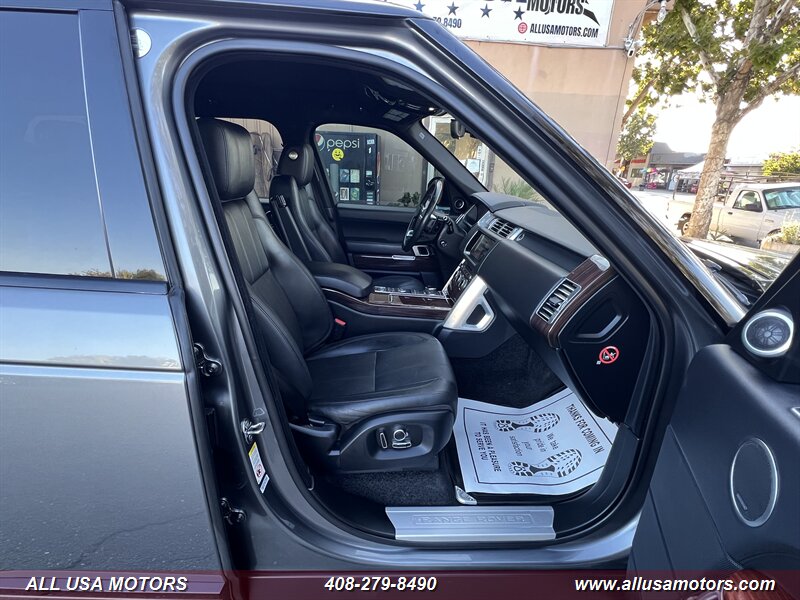 2017 Land Rover Range Rover HSE photo 30