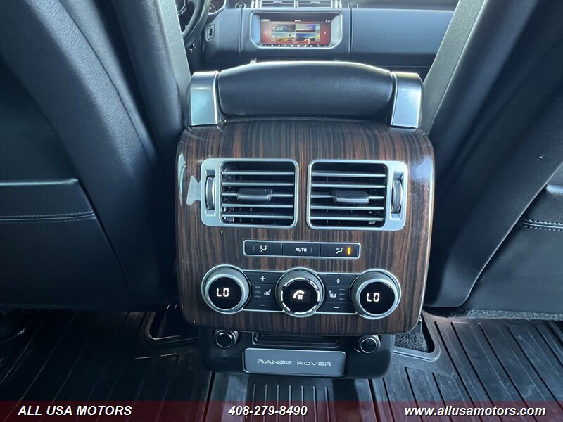 2017 Land Rover Range Rover HSE photo 28