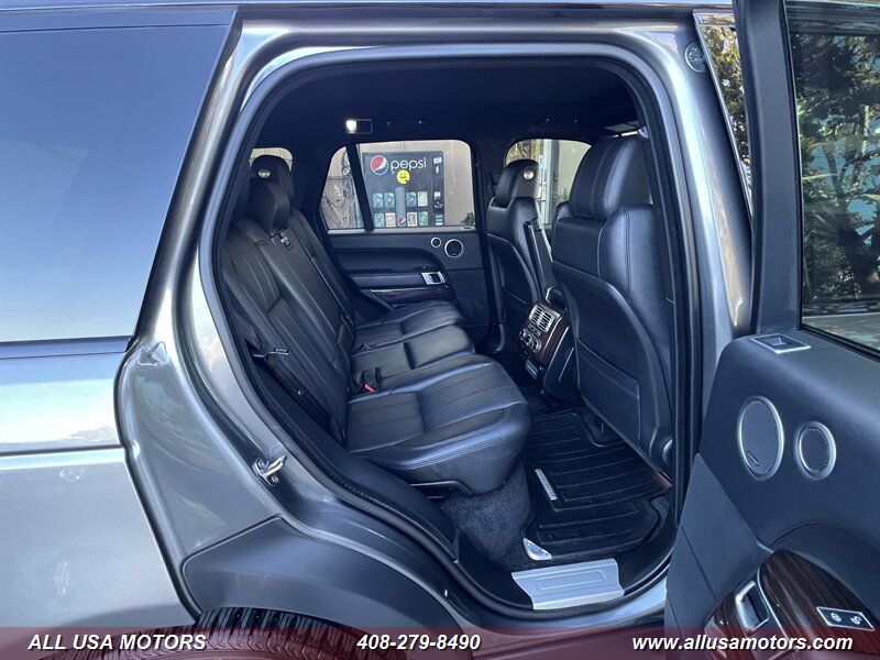 2017 Land Rover Range Rover HSE photo 29