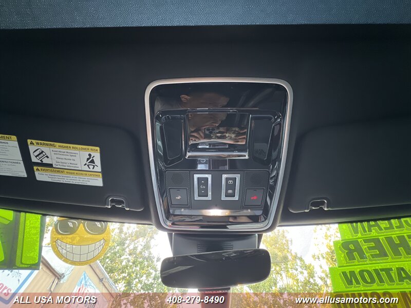2017 Land Rover Range Rover HSE photo 49