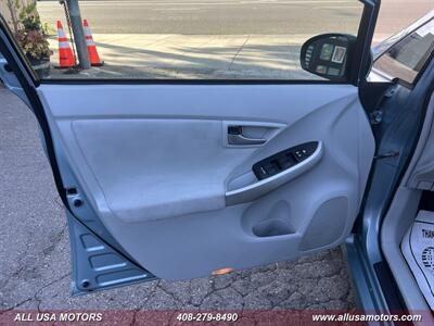 2013 Toyota Prius Three   - Photo 14 - San Jose, CA 95116
