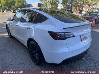 2022 Tesla Model Y Performance   - Photo 8 - San Jose, CA 95116