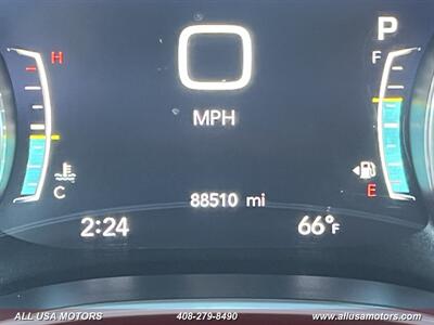 2017 Chrysler Pacifica Limited   - Photo 38 - San Jose, CA 95116