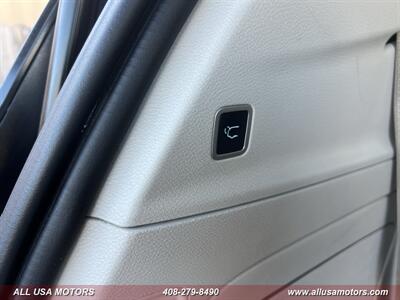 2017 Chrysler Pacifica Limited   - Photo 27 - San Jose, CA 95116