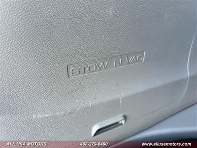 2017 Chrysler Pacifica Limited   - Photo 28 - San Jose, CA 95116