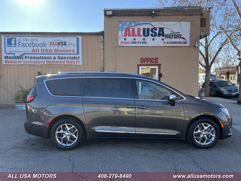 2017 Chrysler Pacifica Limited   - Photo 1 - San Jose, CA 95116