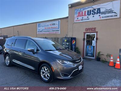2017 Chrysler Pacifica Limited   - Photo 3 - San Jose, CA 95116