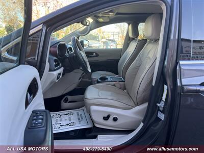 2017 Chrysler Pacifica Limited   - Photo 20 - San Jose, CA 95116
