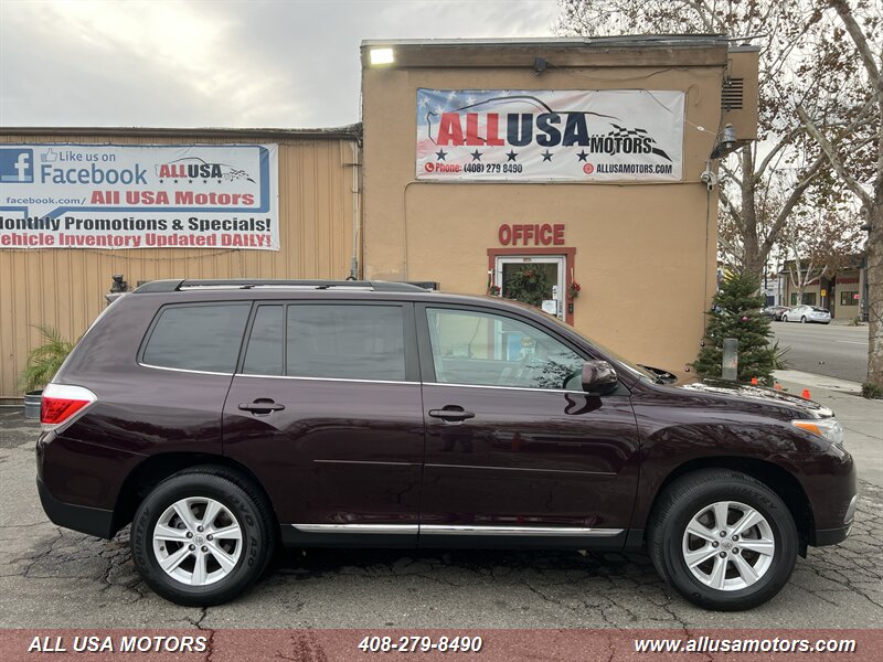 2013 Toyota Highlander Plus   - Photo 1 - San Jose, CA 95116