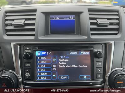2013 Toyota Highlander Plus   - Photo 37 - San Jose, CA 95116