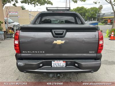 2010 Chevrolet Avalanche LT   - Photo 8 - San Jose, CA 95116