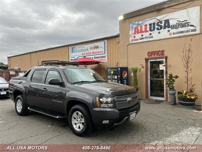 2010 Chevrolet Avalanche LT   - Photo 3 - San Jose, CA 95116
