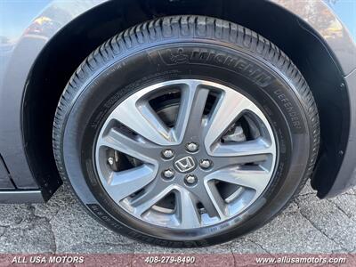 2017 Honda Odyssey Touring   - Photo 13 - San Jose, CA 95116