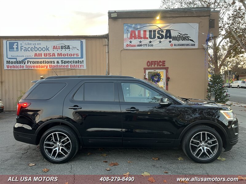 2018 Ford Explorer Sport's photo