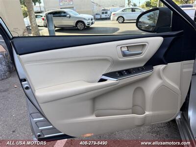 2017 Toyota Camry XLE   - Photo 14 - San Jose, CA 95116