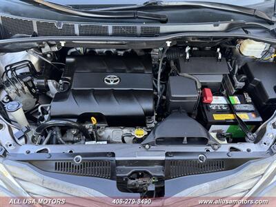 2011 Toyota Sienna XLE 7-Passenger - Photo 12 - San Jose, CA 95116