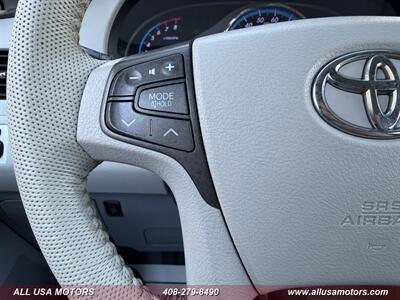 2011 Toyota Sienna XLE 7-Passenger - Photo 20 - San Jose, CA 95116
