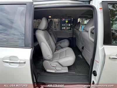 2016 Toyota Sienna XLE 8-Passenger   - Photo 29 - San Jose, CA 95116