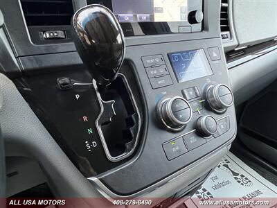 2016 Toyota Sienna XLE 8-Passenger   - Photo 44 - San Jose, CA 95116