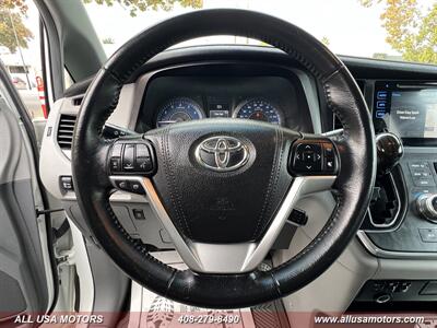 2016 Toyota Sienna XLE 8-Passenger   - Photo 15 - San Jose, CA 95116