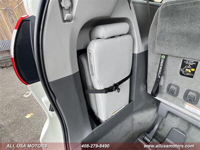 2016 Toyota Sienna XLE 8-Passenger   - Photo 24 - San Jose, CA 95116